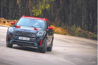 MINI Countryman JCW ALL4 300Ps 